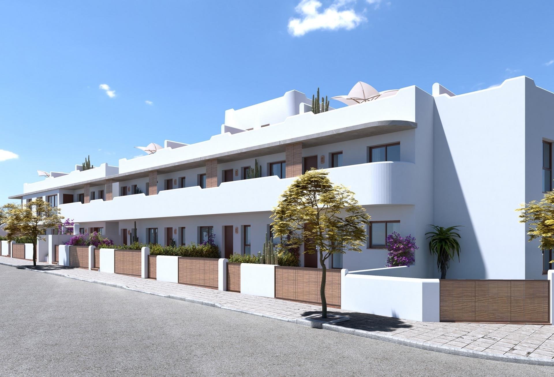 Bungalow en Pilar de la Horadada, Alicante, España 2 dormitorios, 88 m2 No. 111134