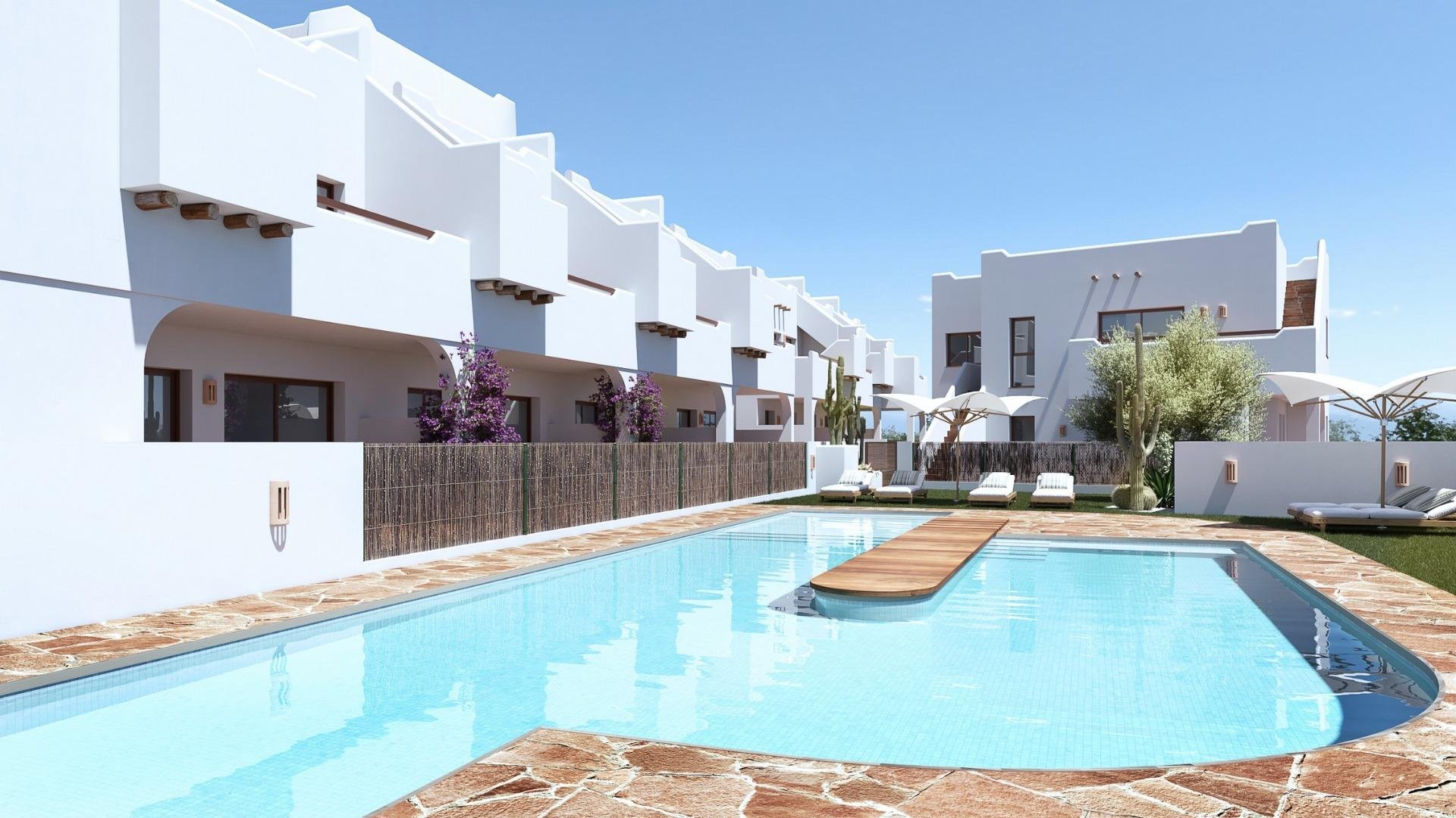 Bungalow en Pilar de la Horadada, Alicante, España 2 dormitorios, 88 m2 No. 111134