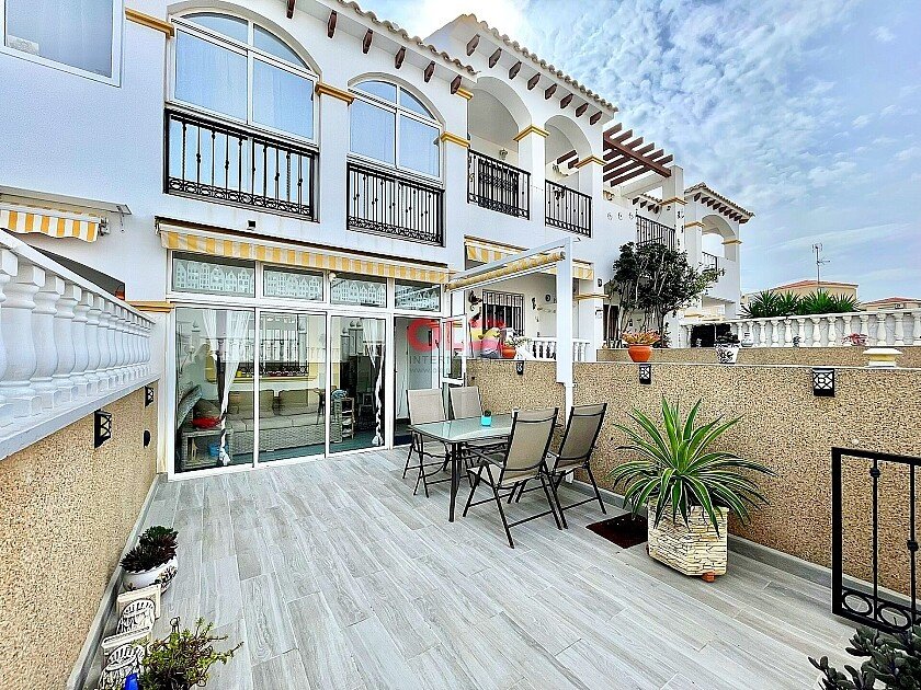 Kamienica w Los Altos, Alicante, Hiszpania 2 sypialnie, 73 mkw. nr 111145