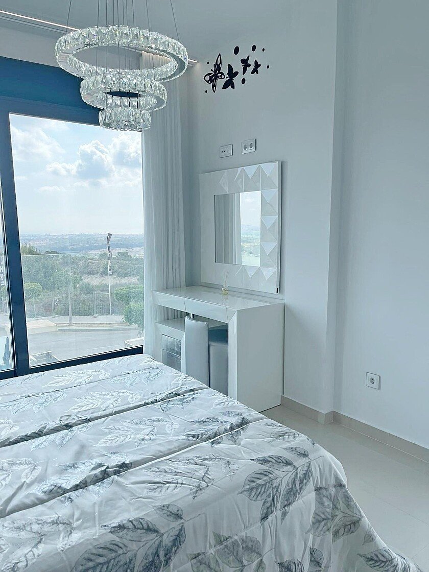 Villa in San Miguel de Salinas, Alicante, Spanien 5 Schlafzimmer, 316 m2 Nr. 111137