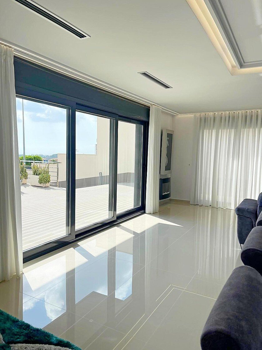 Villa in San Miguel de Salinas, Alicante, Spanien 5 Schlafzimmer, 316 m2 Nr. 111137