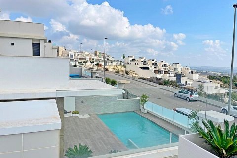 Villa in San Miguel de Salinas, Alicante, Spanien 5 Schlafzimmer, 316 m2 Nr. 111137