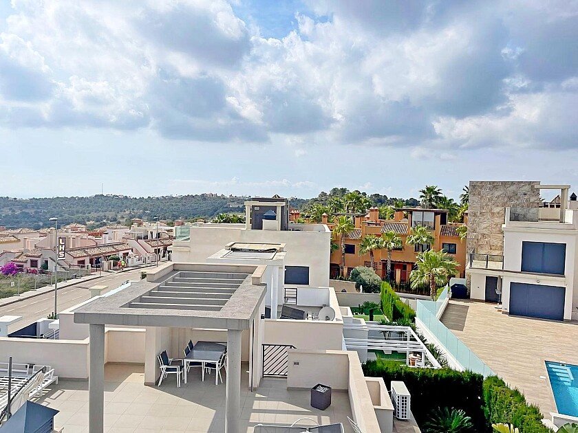Villa in San Miguel de Salinas, Alicante, Spanien 5 Schlafzimmer, 316 m2 Nr. 111137