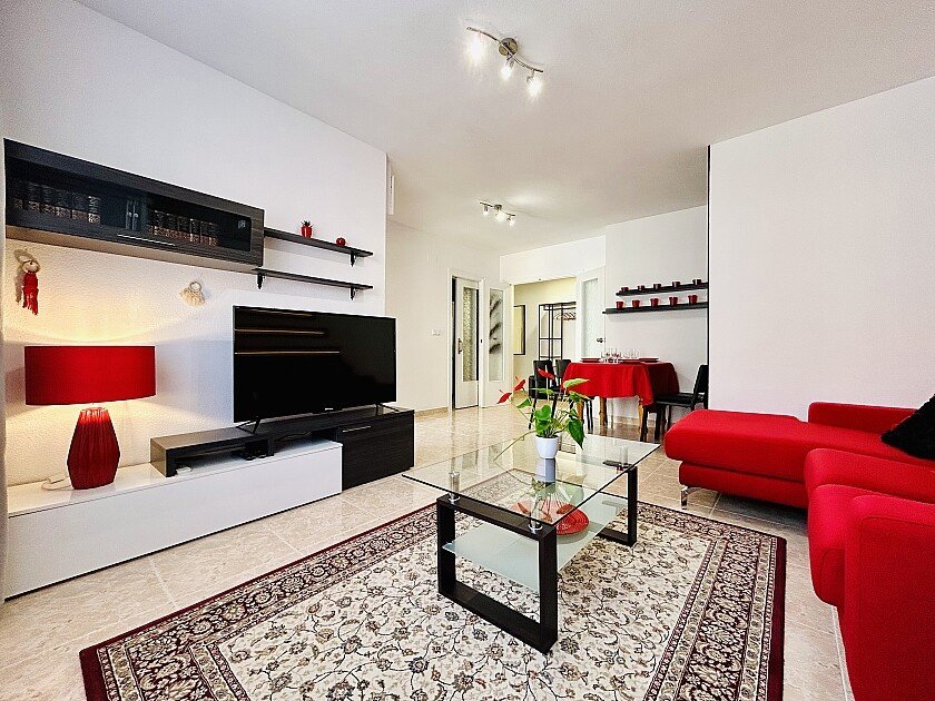 Apartment in Torrevieja, Alicante, Spain 3 bedrooms, 92 sq.m. No. 111147