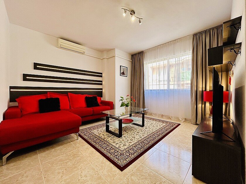 Apartment in Torrevieja, Alicante, Spain 3 bedrooms, 92 sq.m. No. 111147