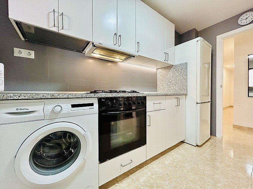 Apartment in Torrevieja, Alicante, Spain 3 bedrooms, 92 sq.m. No. 111147