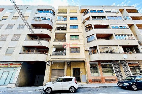 Apartament w Torrevieja, Alicante, Hiszpania 3 sypialnie, 92 mkw. nr 111147