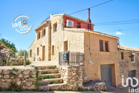 Casa a Alcala De La Jovada, Alicante, Spagna 4 camere da letto, 267 mq. N° 153871