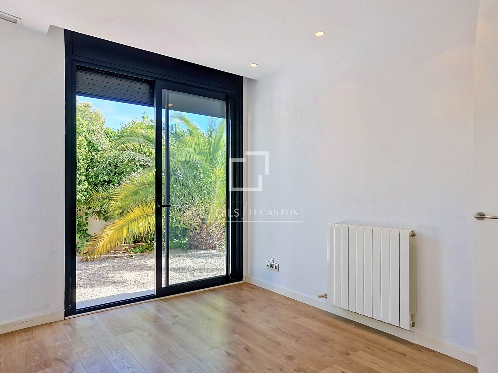 Huvila Vilanova i la Geltru, Barcelona, Espanja 5 makuuhuonetta, 217 m2 No. 192582