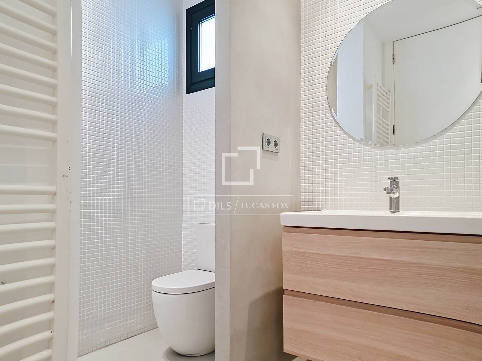 Huvila Vilanova i la Geltru, Barcelona, Espanja 5 makuuhuonetta, 217 m2 No. 192582