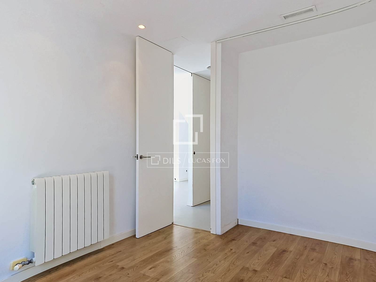 Huvila Vilanova i la Geltru, Barcelona, Espanja 5 makuuhuonetta, 217 m2 No. 192582