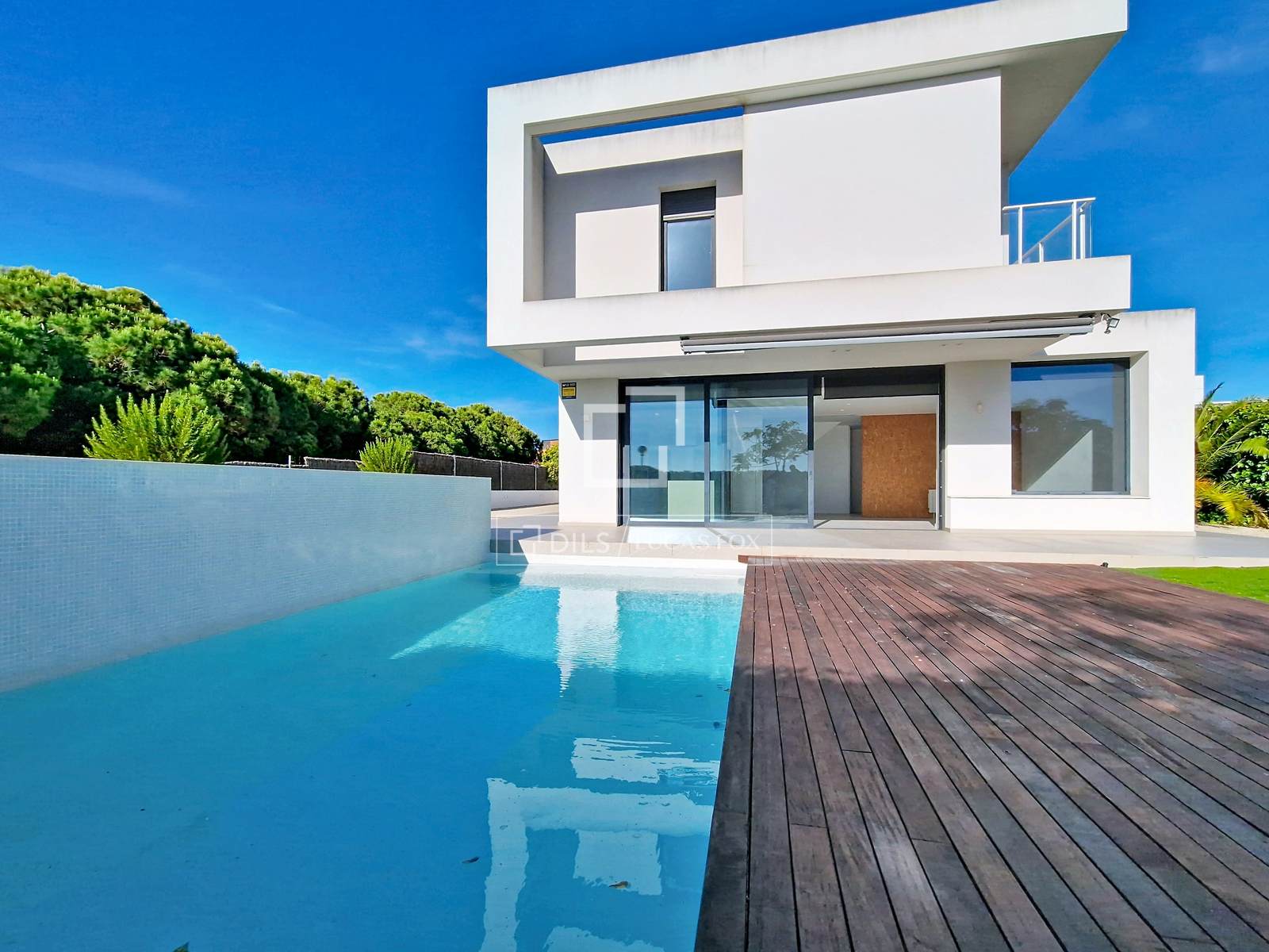 Huvila Vilanova i la Geltru, Barcelona, Espanja 5 makuuhuonetta, 217 m2 No. 192582