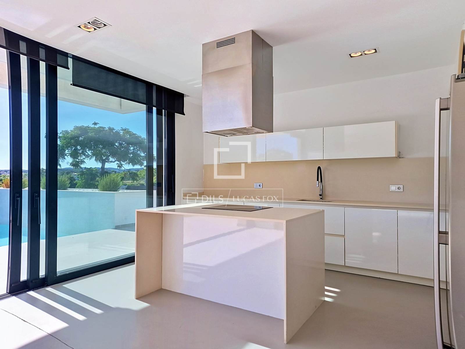 Huvila Vilanova i la Geltru, Barcelona, Espanja 5 makuuhuonetta, 217 m2 No. 192582