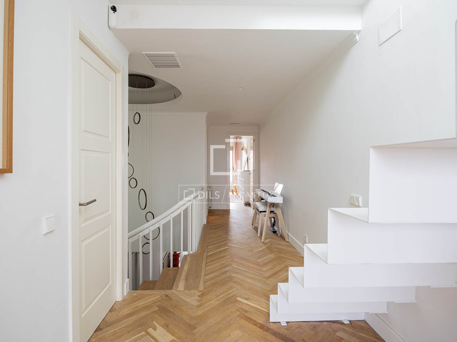 Attico a Barcelona, Spagna 5 camere da letto, 234 mq. N° 192583