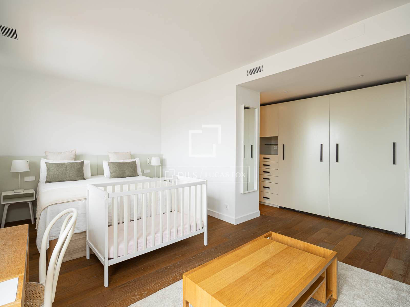 Attico a Barcelona, Spagna 5 camere da letto, 234 mq. N° 192583