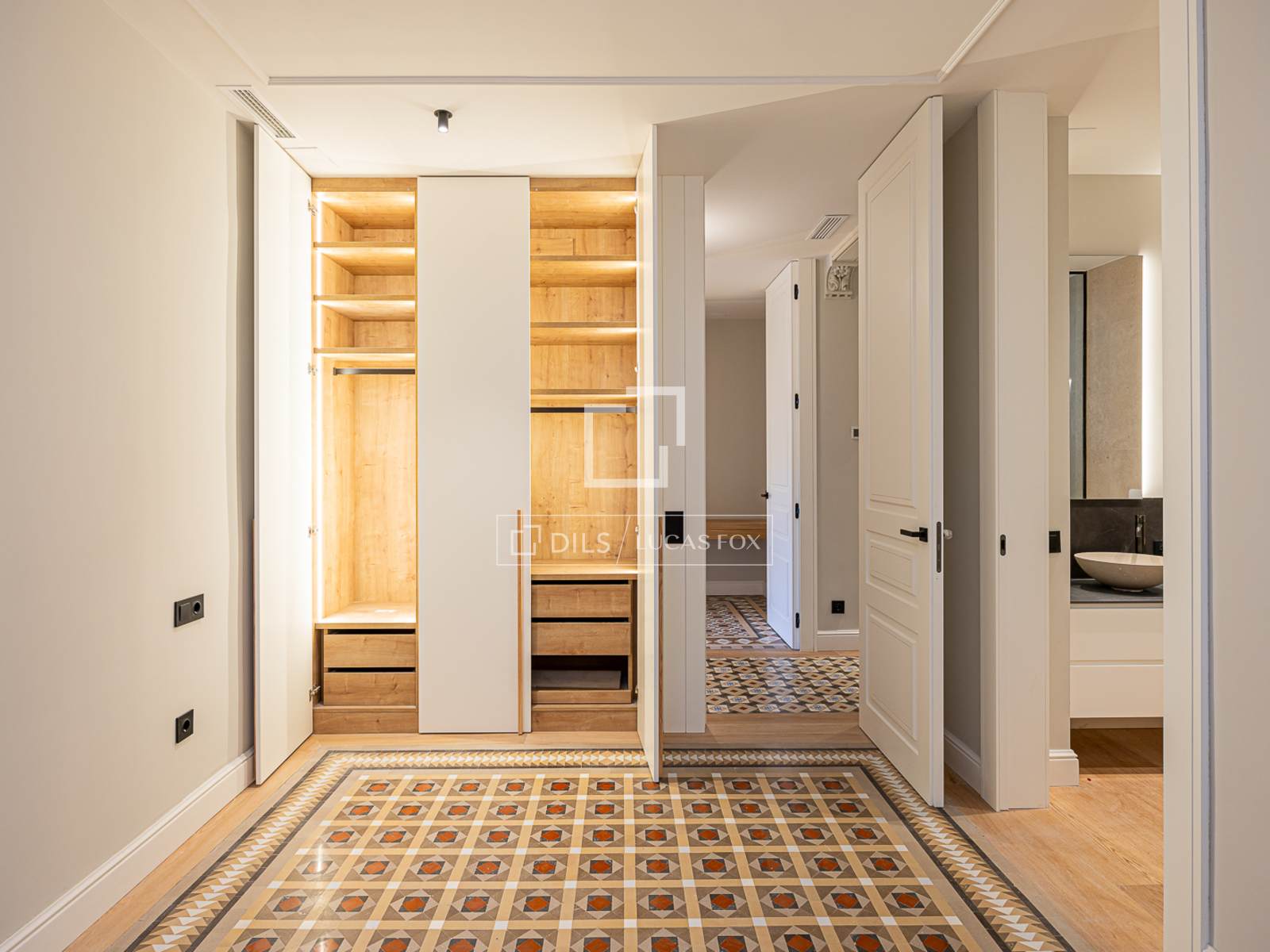 Dzīvoklis Barcelona, Spānijā 3 istabas, 159 m2 Nr. 192586