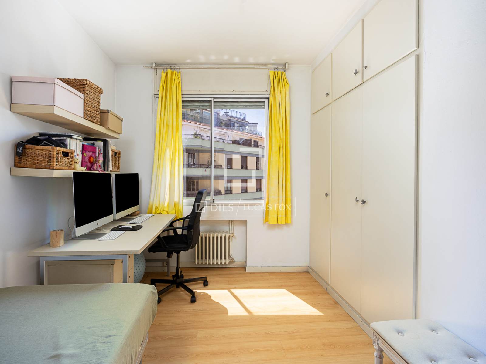 Apartment in Barcelona, Spain 3 bedrooms, 162 sq.m. No. 192793