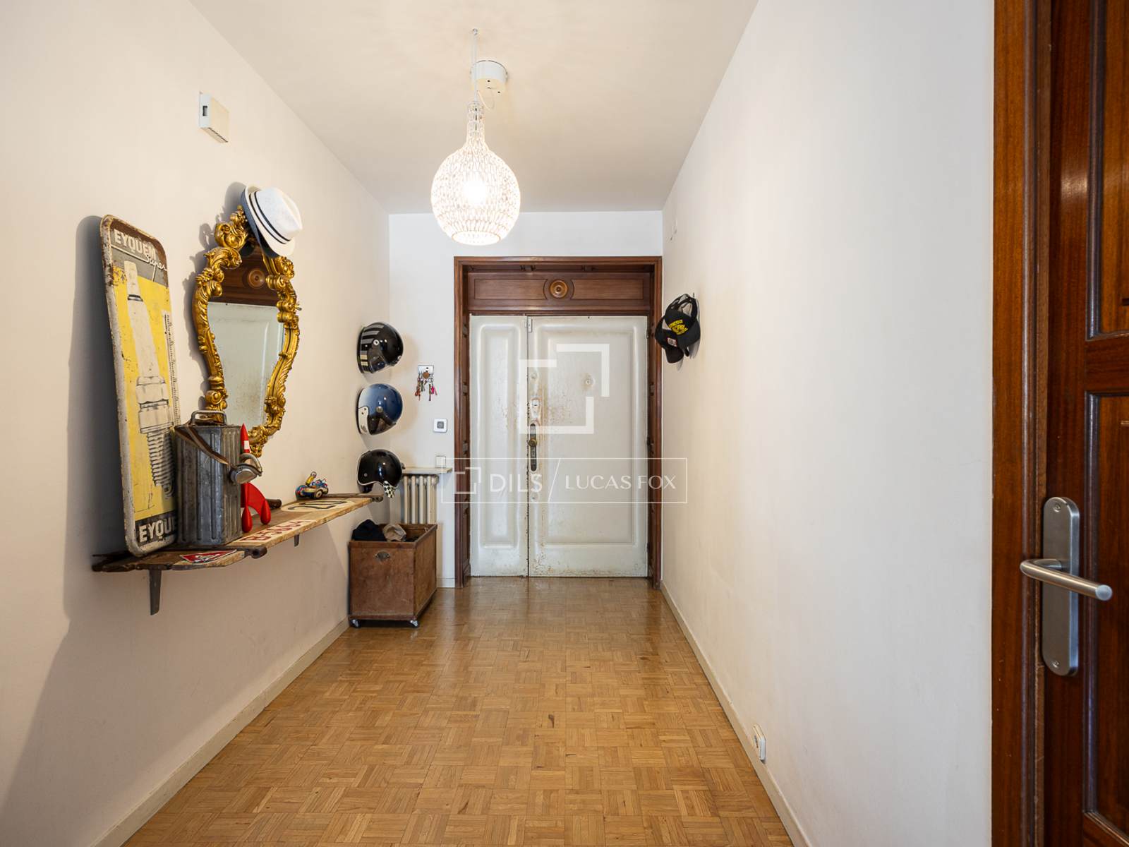 Apartment in Barcelona, Spain 3 bedrooms, 162 sq.m. No. 192793
