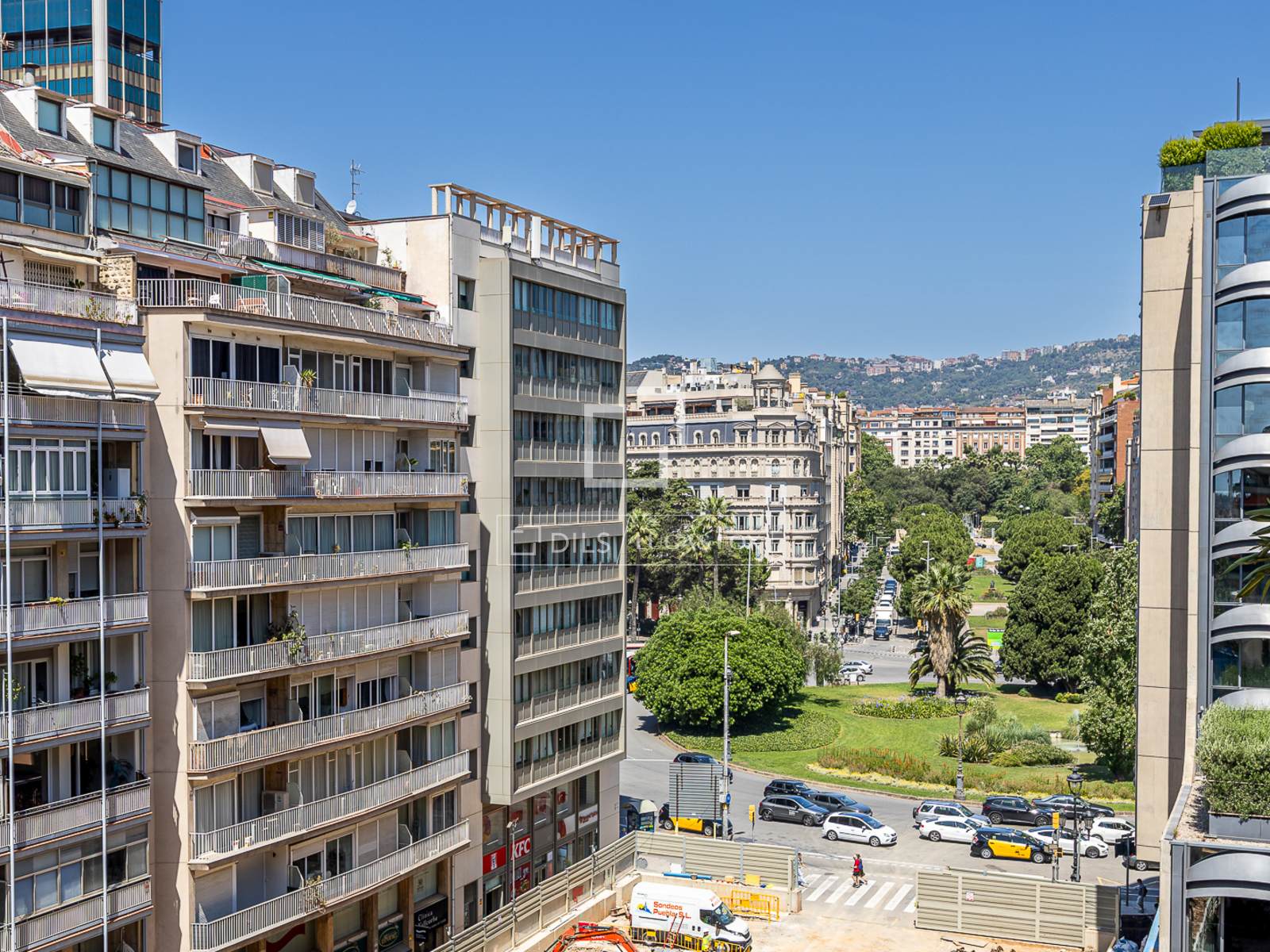 Apartment in Barcelona, Spain 3 bedrooms, 162 sq.m. No. 192793