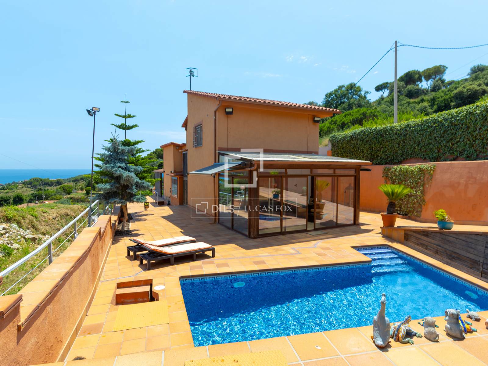 Villa i Teia, Barcelona, Spanien 3 sovrum, 324 kvm. Nr. 192797