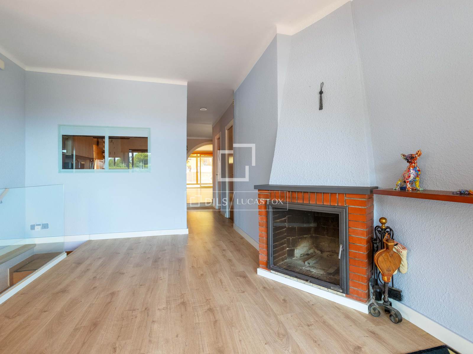 Villa i Teia, Barcelona, Spanien 3 sovrum, 324 kvm. Nr. 192797