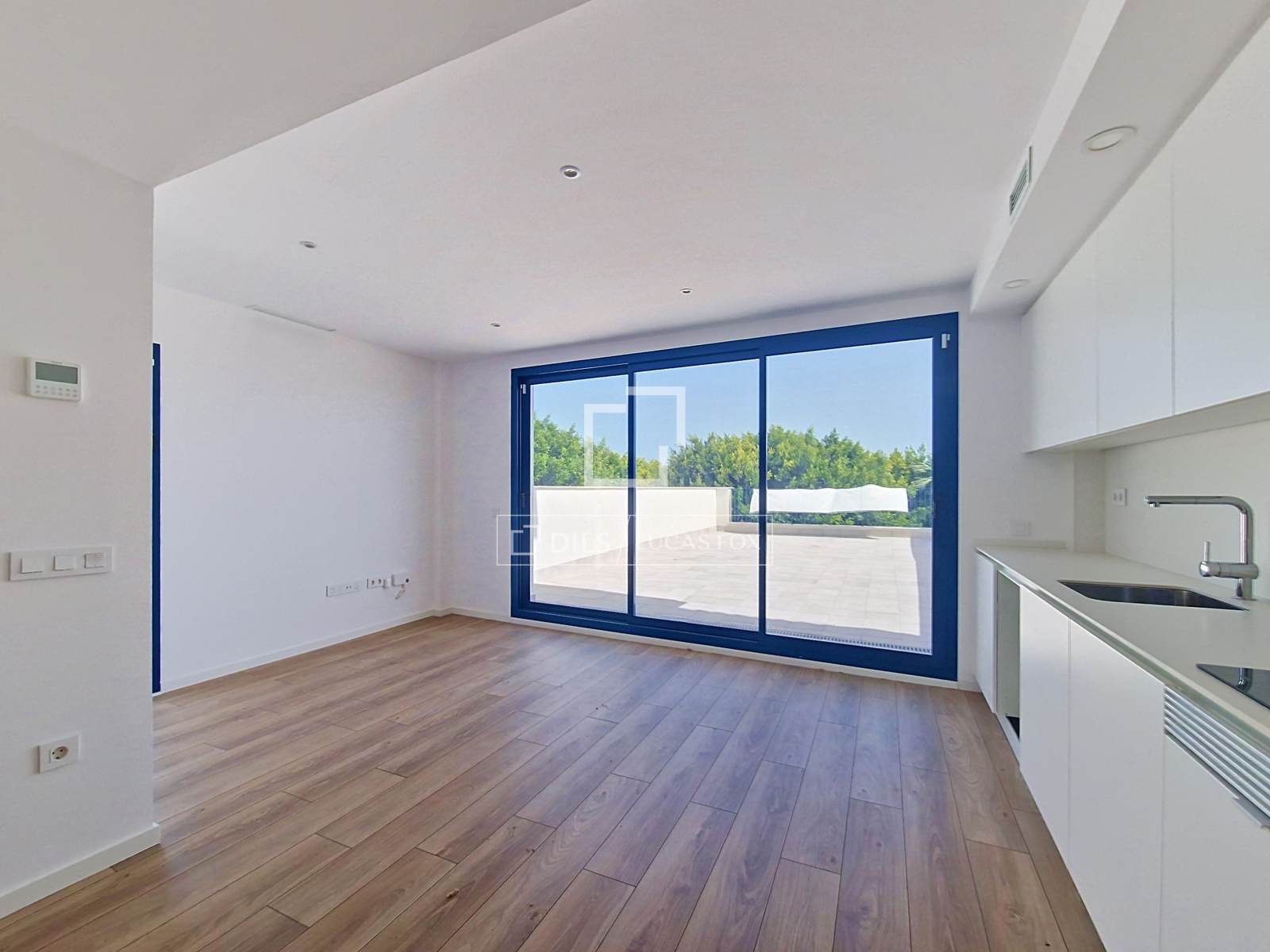 Apartment in Vilanova i la Geltru, Barcelona, Spain 2 bedrooms, 123 sq.m. No. 192795