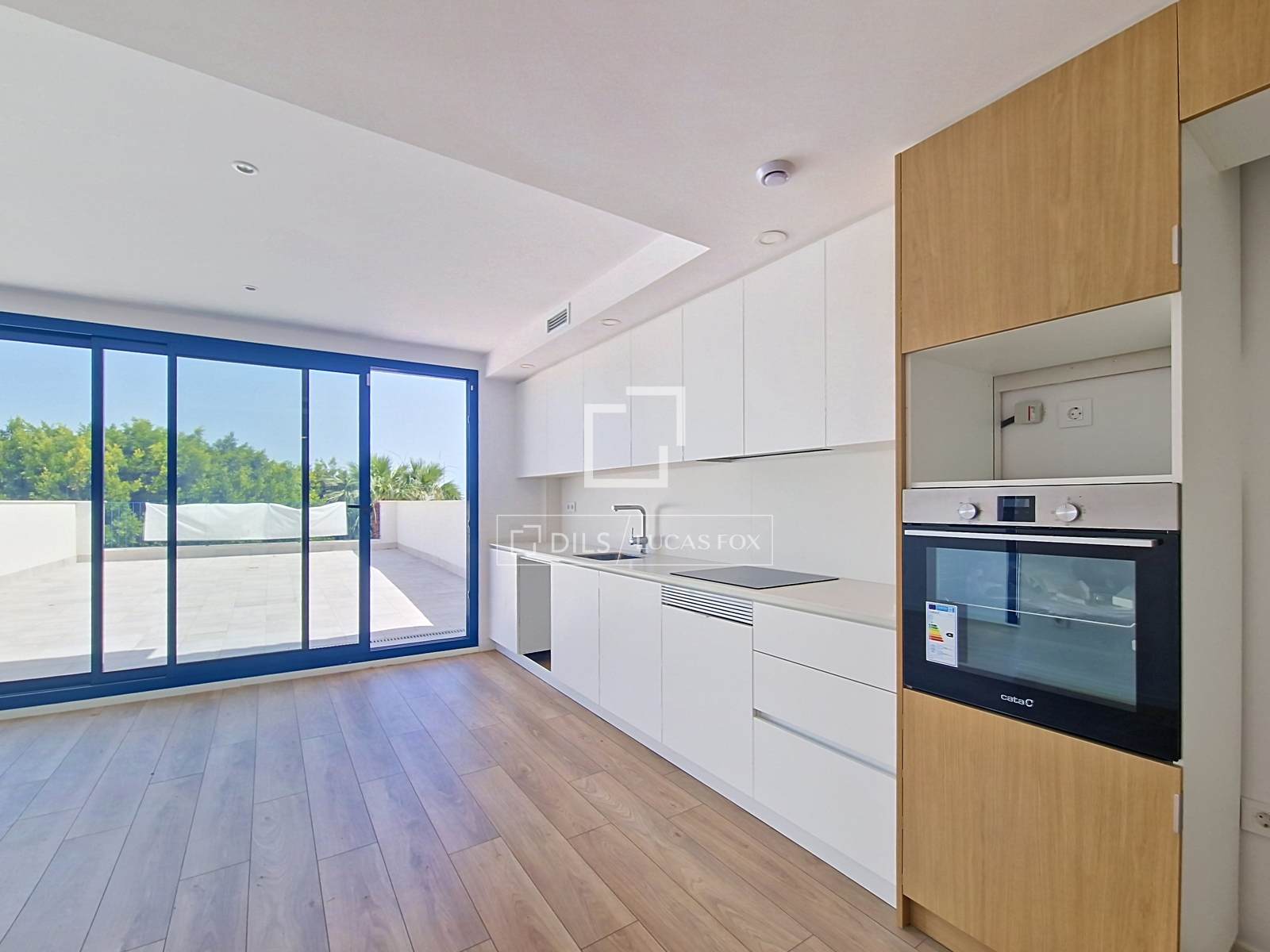 Apartment in Vilanova i la Geltru, Barcelona, Spain 2 bedrooms, 123 sq.m. No. 192795