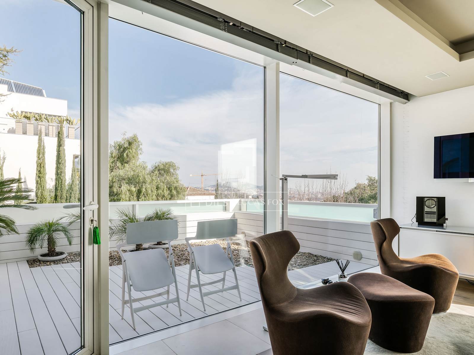 Villa à Barcelona, Espagne 5 chambres, 600 m2 No. 192792