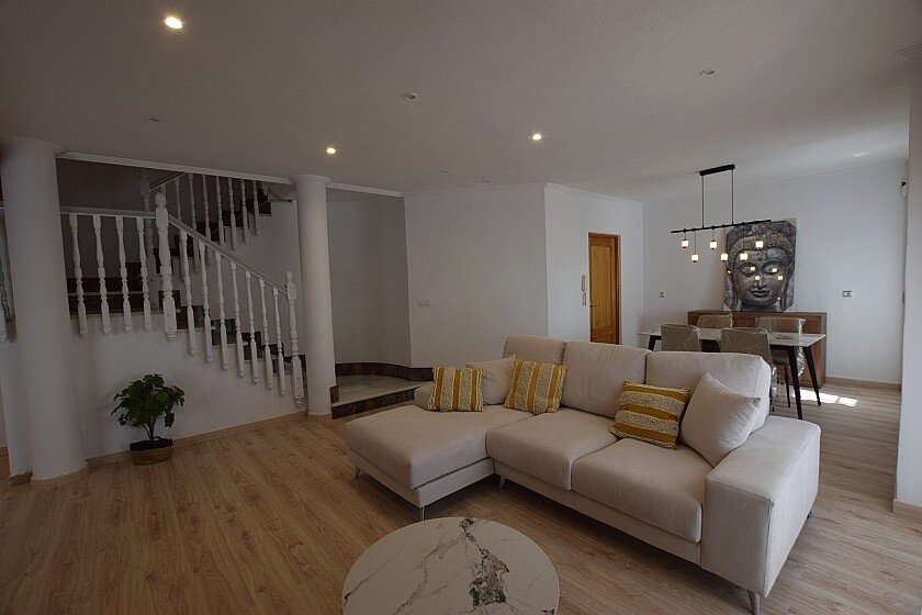Дом в Ориуэла, Аликанте, Испания 5 спален, 250м2 №103296