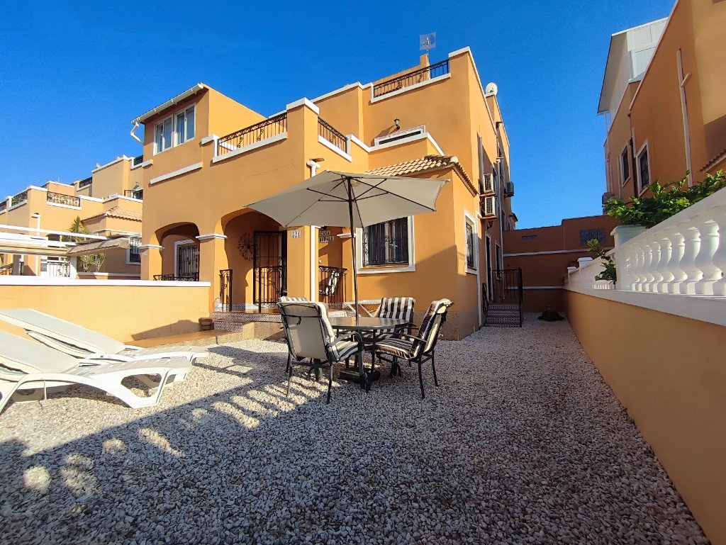Townhouse in Alicante, Spanien 3 Schlafzimmer, 75 m2 Nr. 145448
