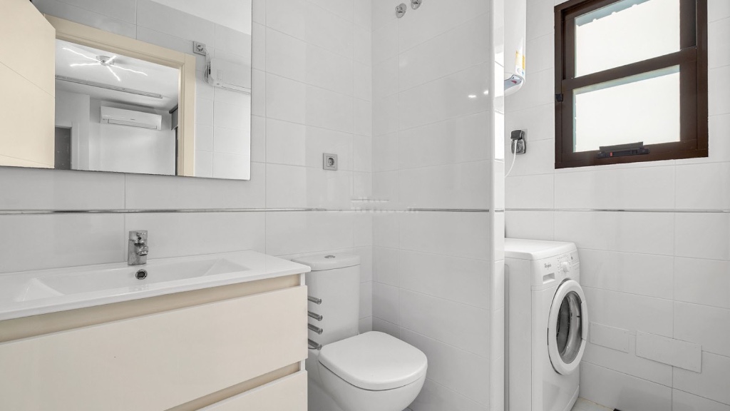 Apartamento en Alicante, España 3 dormitorios, 74 m2 No. 145442