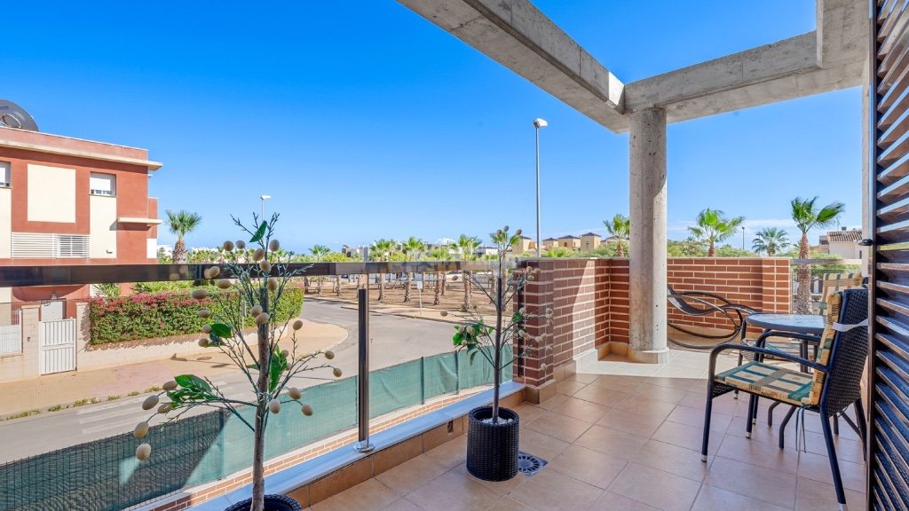 Apartamento en Alicante, España 3 dormitorios, 74 m2 No. 145442