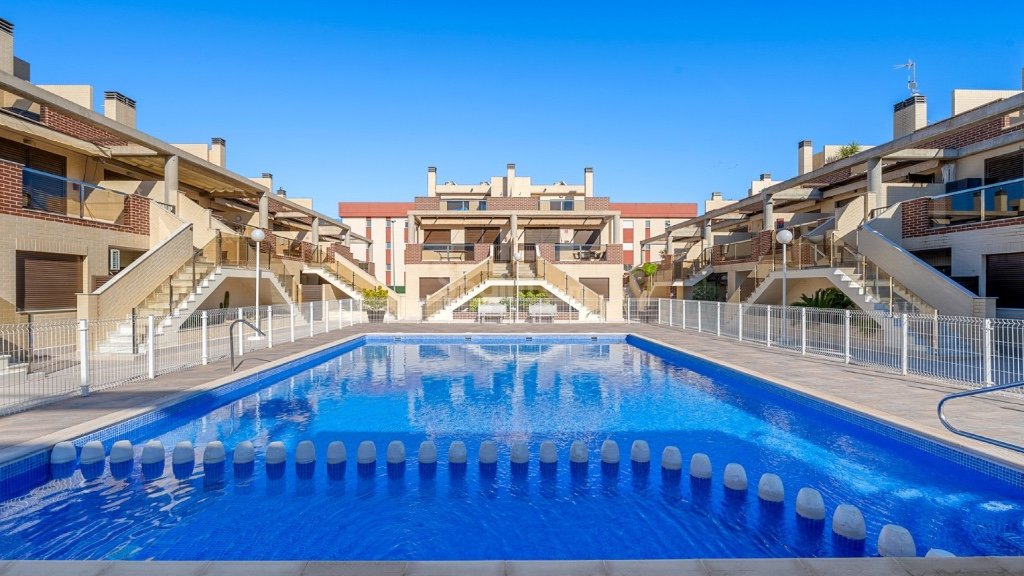 Apartamento en Alicante, España 3 dormitorios, 74 m2 No. 145442