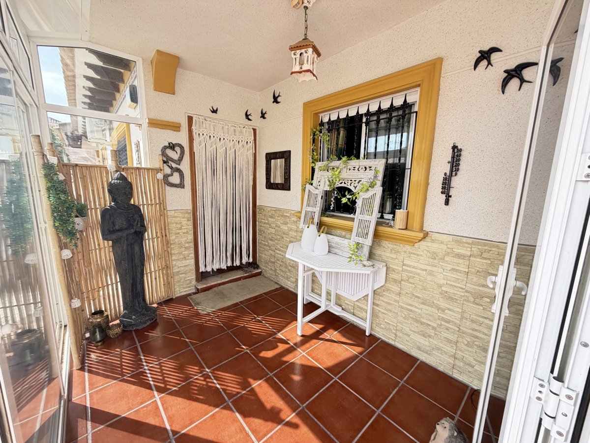Townhouse in La Zenia, Alicante, Spain 2 bedrooms, 70 sq.m. No. 190071