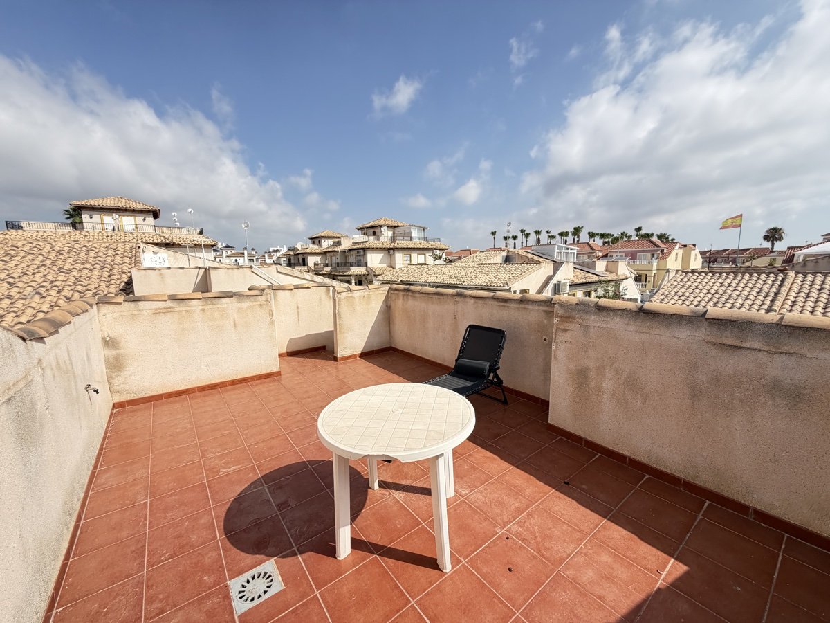 Townhouse in La Zenia, Alicante, Spain 2 bedrooms, 70 sq.m. No. 190071