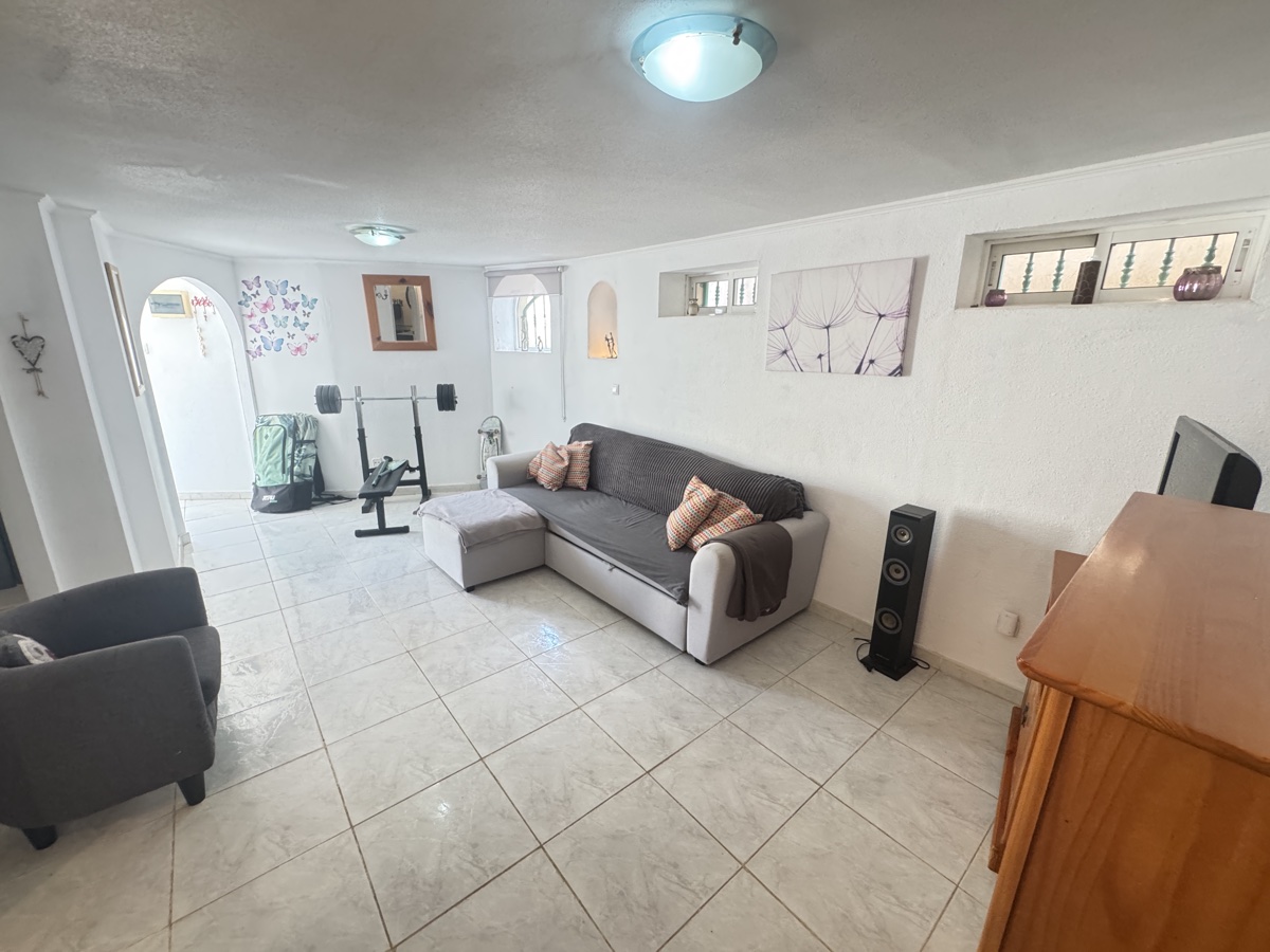 Huvila Villamartin, Alicante, Espanja 4 makuuhuonetta, 120 m2 No. 190072