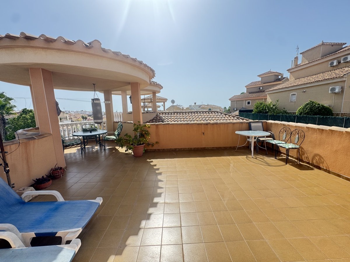 Huvila Villamartin, Alicante, Espanja 4 makuuhuonetta, 120 m2 No. 190072