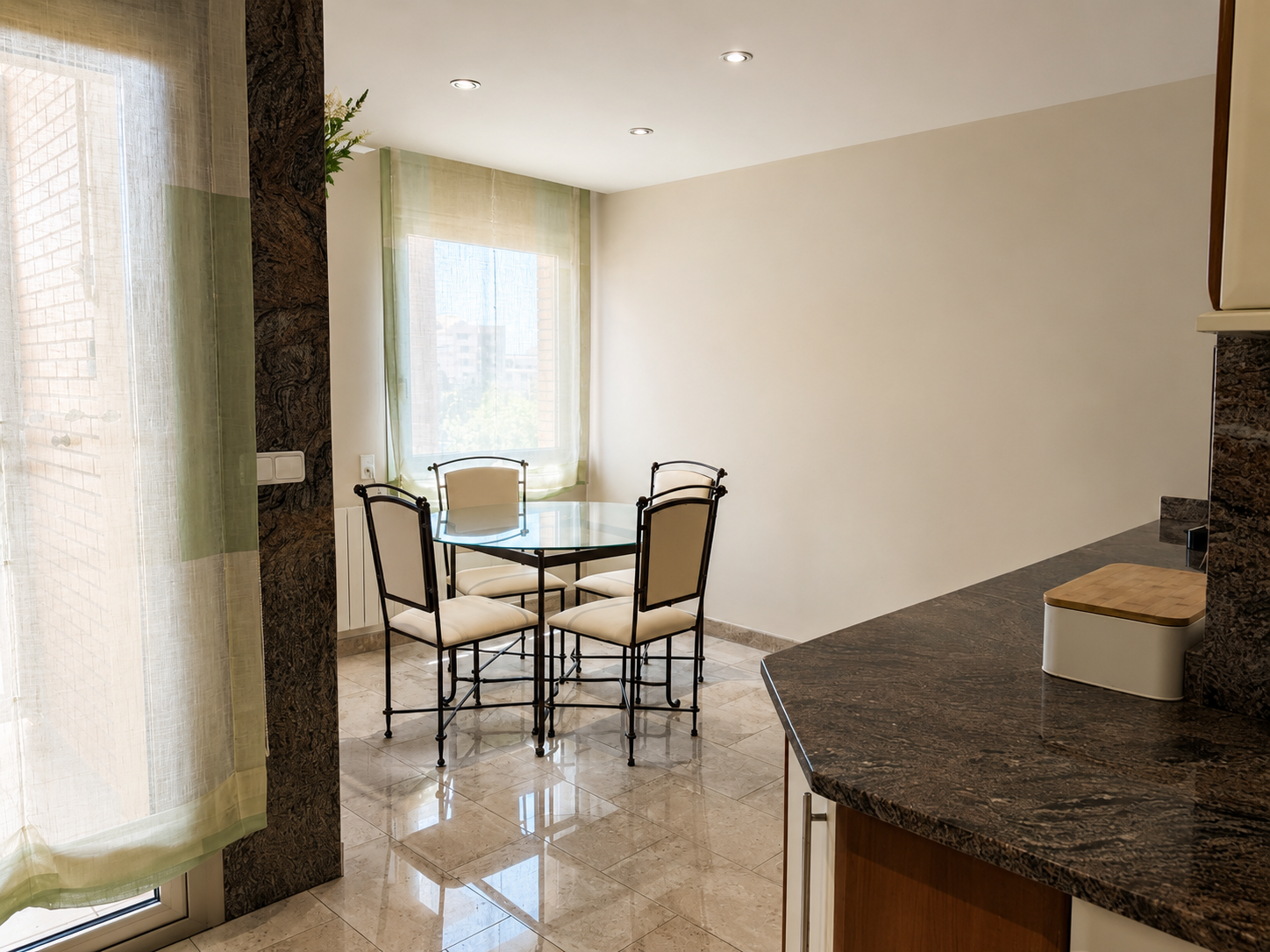 Apartment à Calonge, Girona, Espagne 5 chambres, 180 m2 No. 181872