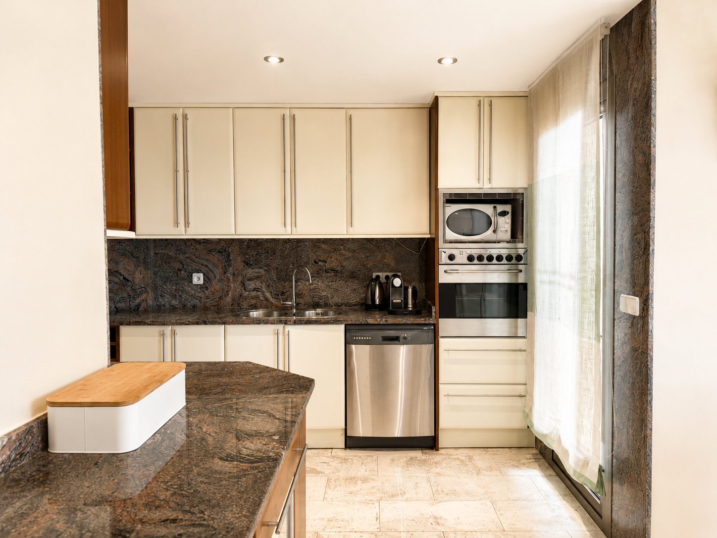 Apartment à Calonge, Girona, Espagne 5 chambres, 180 m2 No. 181872