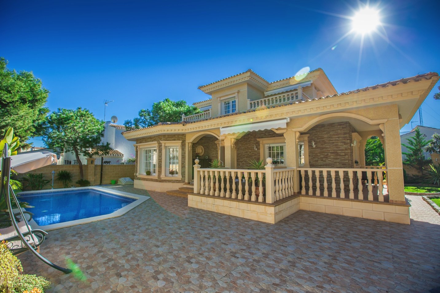 Villa à Punta Prima, Alicante, Espagne 3 chambres, 181 m2 No. 80951