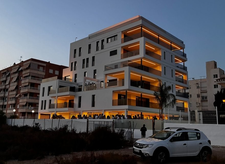 Appartamento a Aguilas, Murcia, Spagna 5 camere da letto, 237 mq. N° 194484