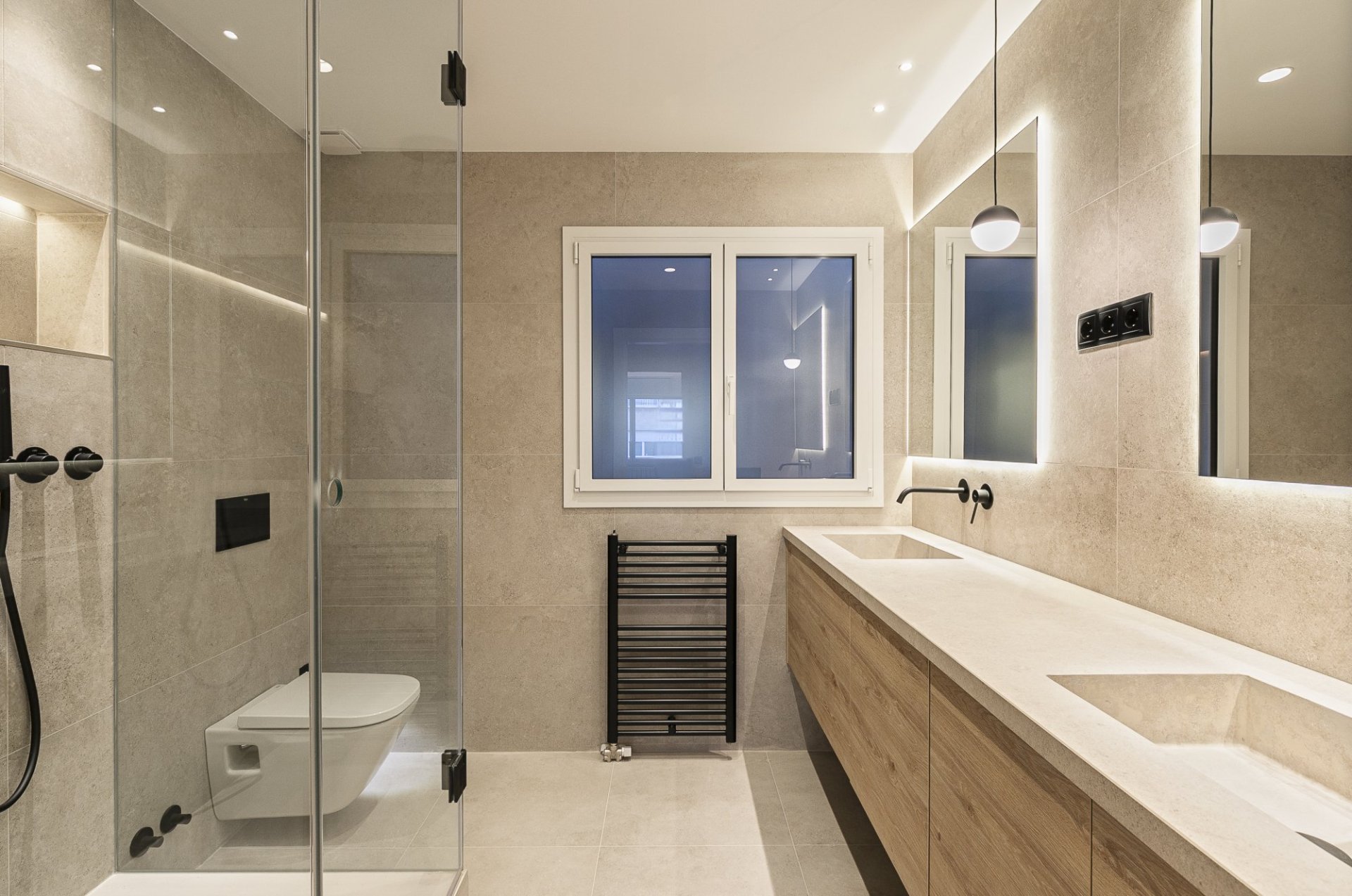 Apartament w Barcelona, Hiszpania 3 sypialnie, 152 mkw. nr 133136
