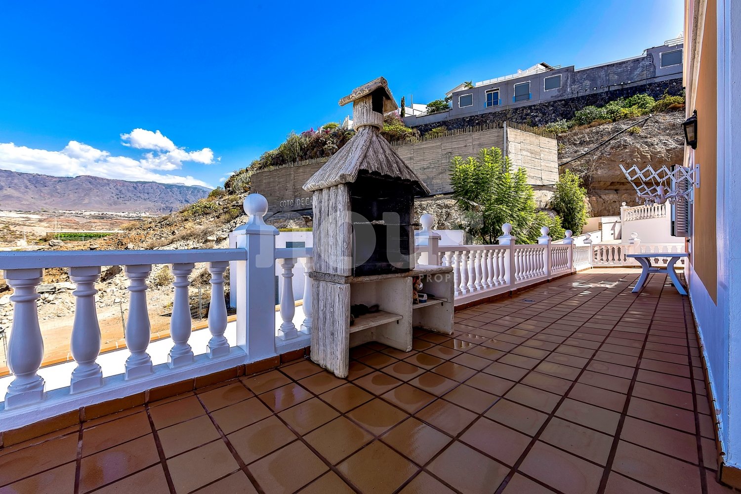 Radhus i Adeje, Tenerife, Spanien 3 sovrum, 207 kvm. Nr. 109831