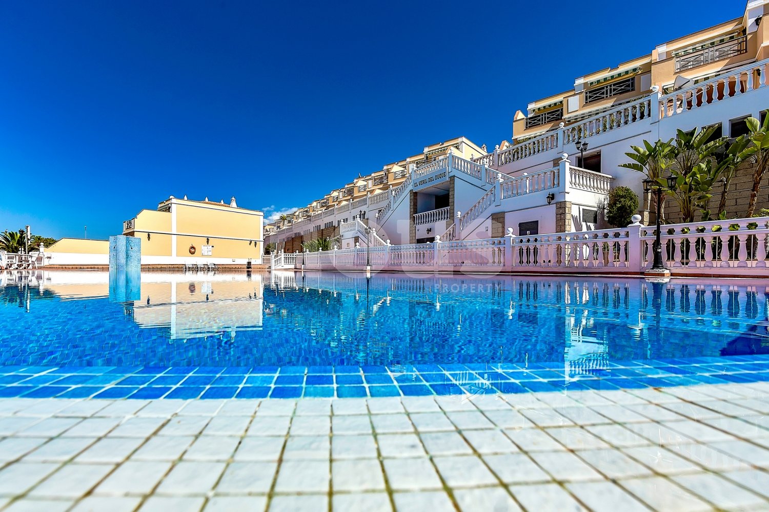 Radhus i Adeje, Tenerife, Spanien 3 sovrum, 207 kvm. Nr. 109831