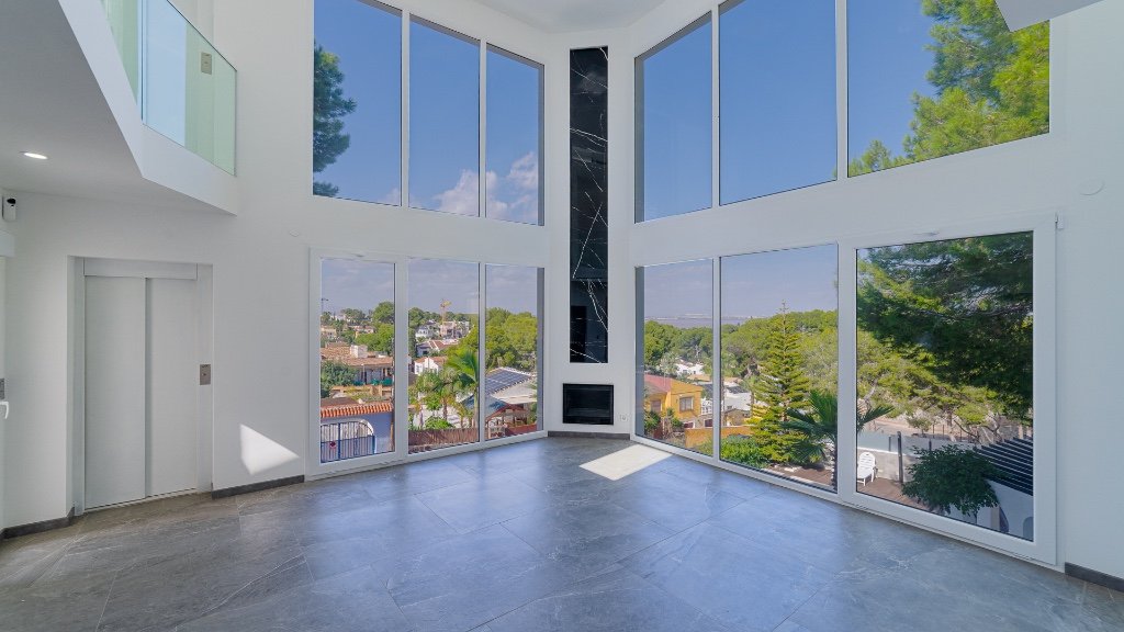 Villa in Los Balcones, Alicante, Spanien 6 Schlafzimmer, 286 m2 Nr. 145169
