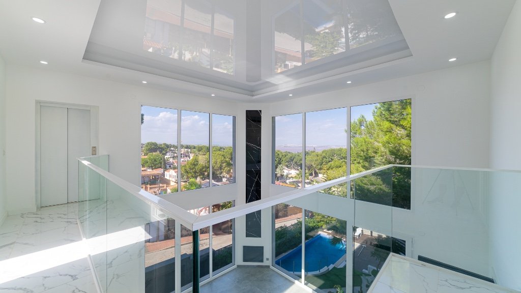 Villa in Los Balcones, Alicante, Spanien 6 Schlafzimmer, 286 m2 Nr. 145169
