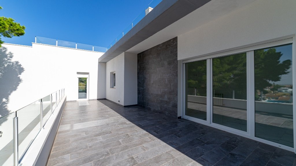 Villa in Los Balcones, Alicante, Spanien 6 Schlafzimmer, 286 m2 Nr. 145169
