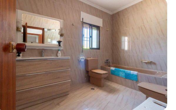 Villa a Cabo Roig, Alicante, Spagna 3 camere da letto, 266 mq. N° 145165