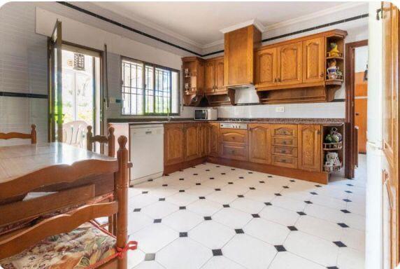 Villa a Cabo Roig, Alicante, Spagna 3 camere da letto, 266 mq. N° 145165