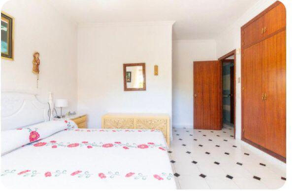 Villa a Cabo Roig, Alicante, Spagna 3 camere da letto, 266 mq. N° 145165